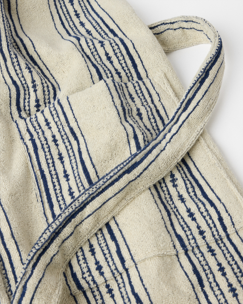 Image number 3 of Havana Iberia Robe