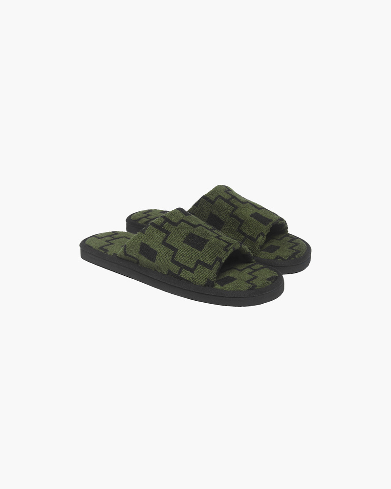 Image number 2 of Green Machu Slippers