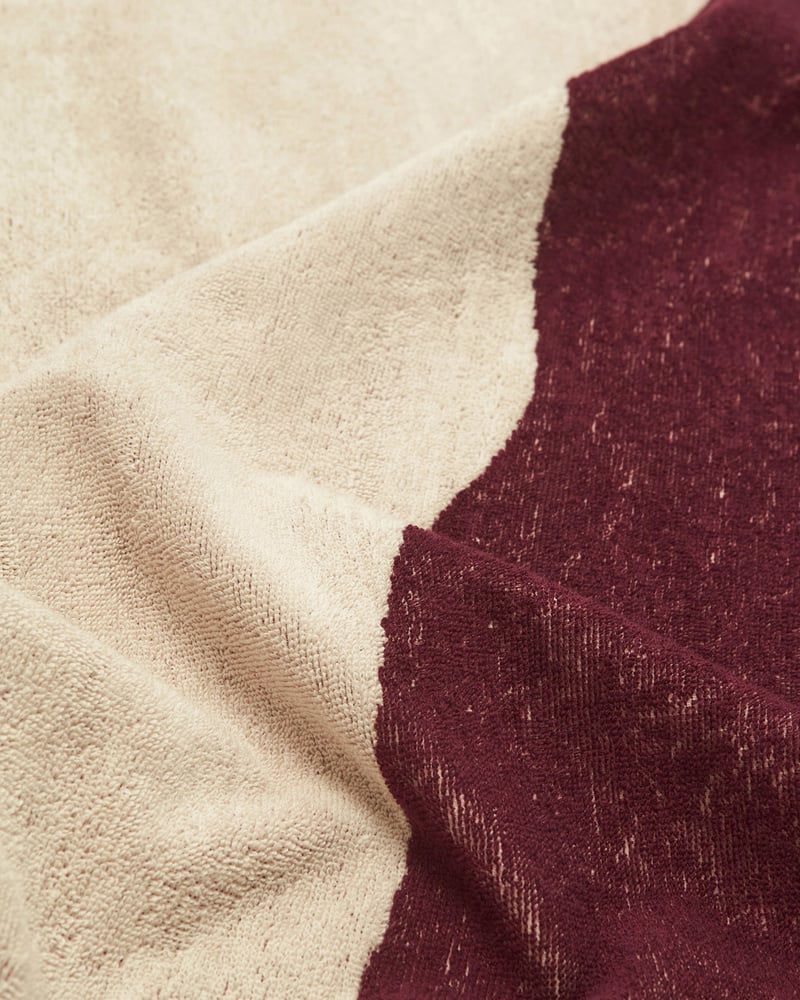 Bild 3 av Burgundy Bone Strandhandduk